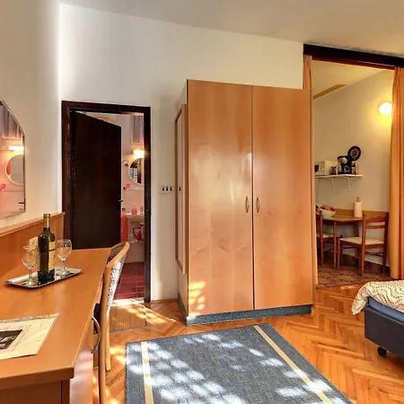 Vala Hotel